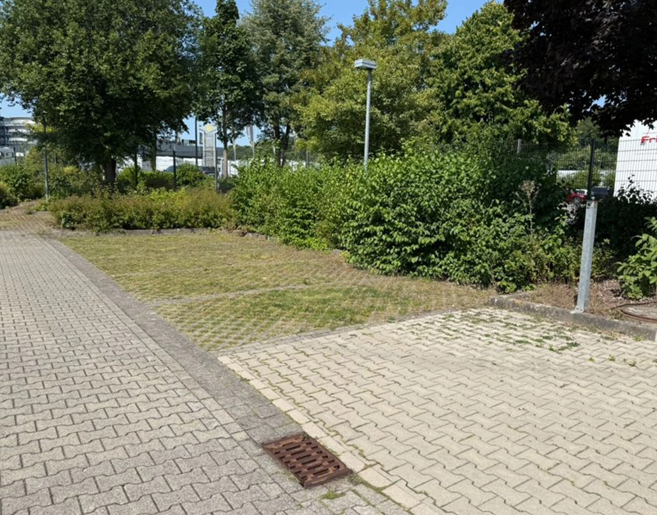 Allinone-Hausmeister-Osnabrück_Parkplatz2